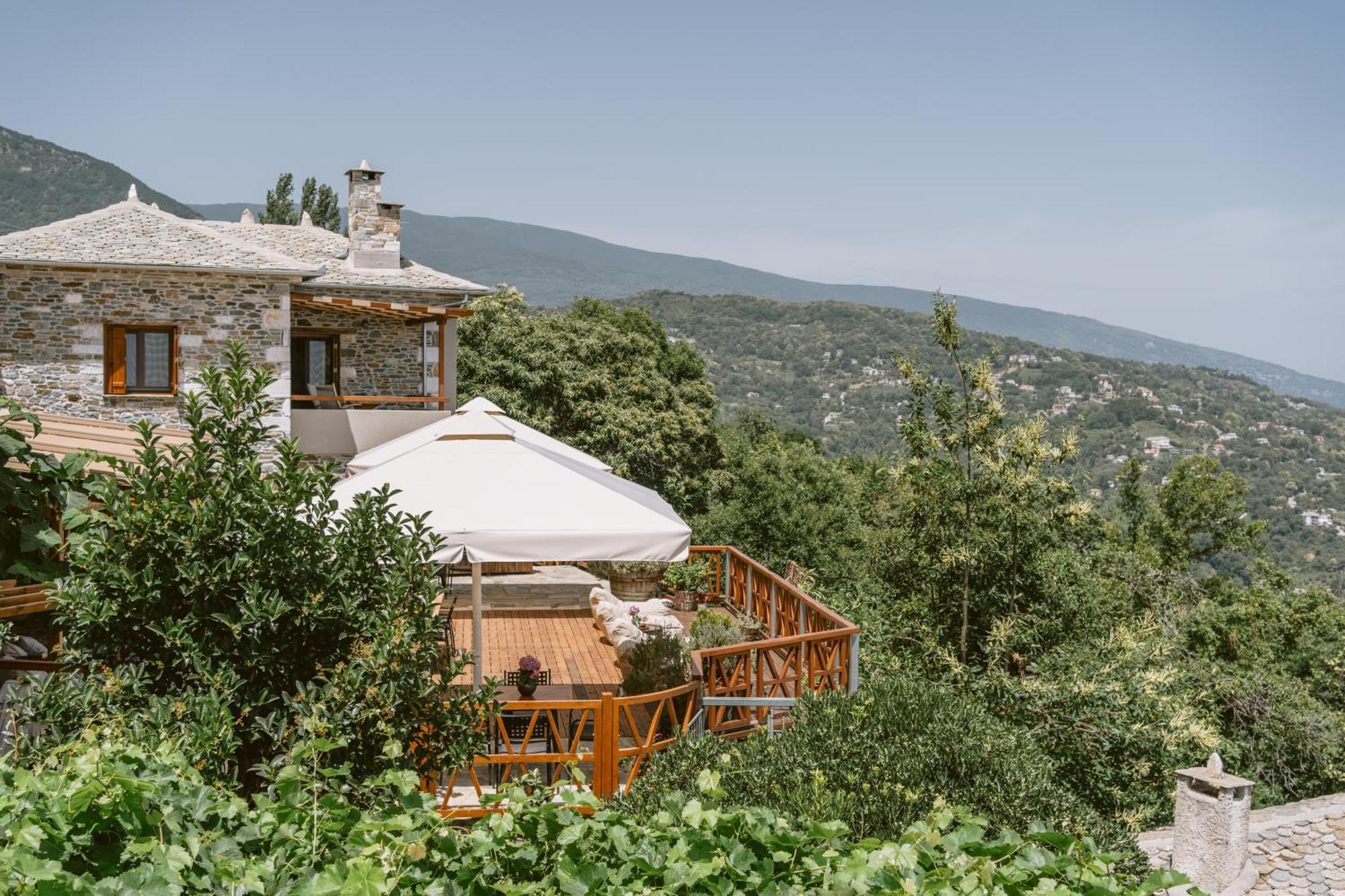 Adama Mouresi Exterior foto