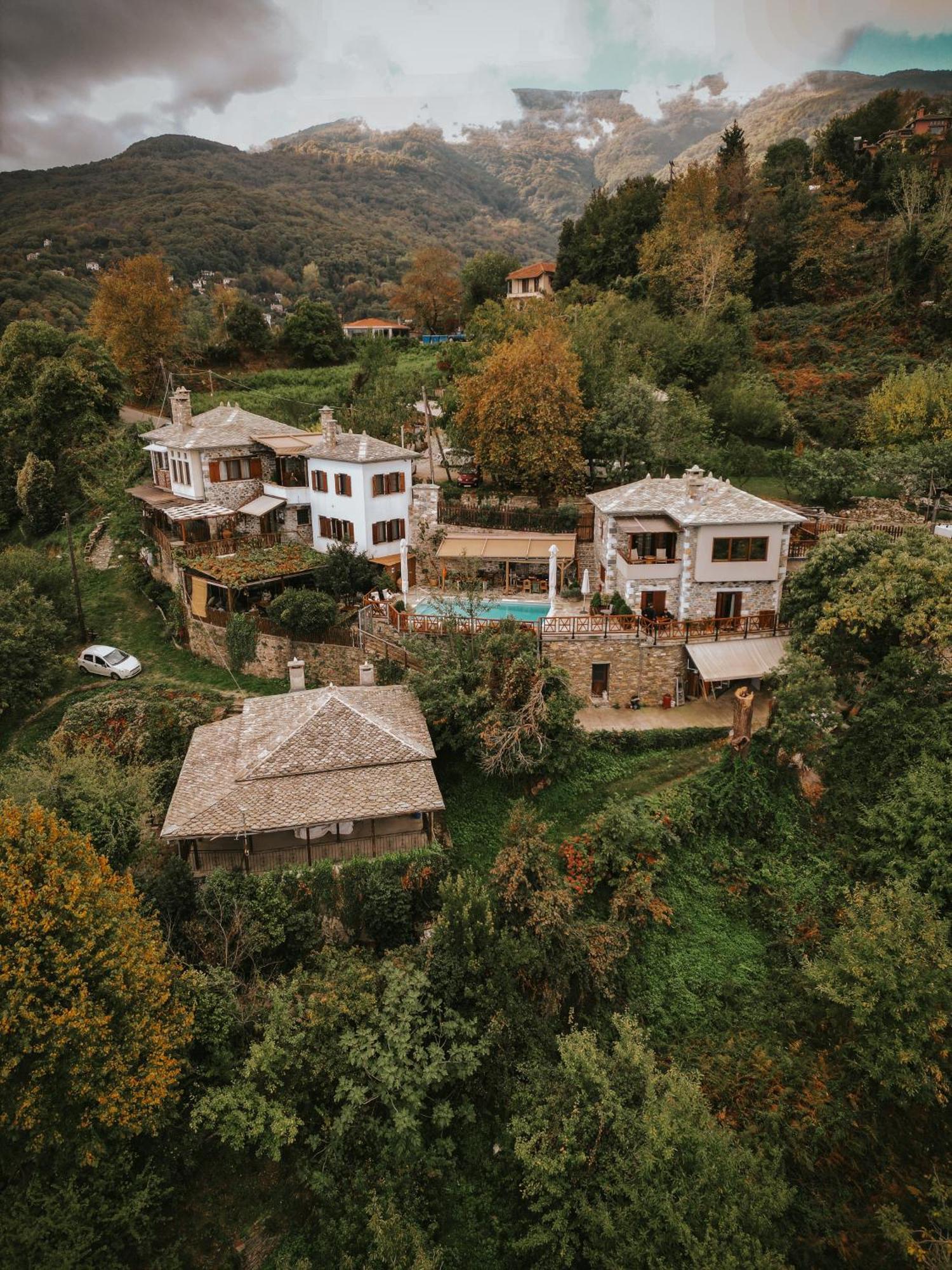Adama Mouresi Exterior foto