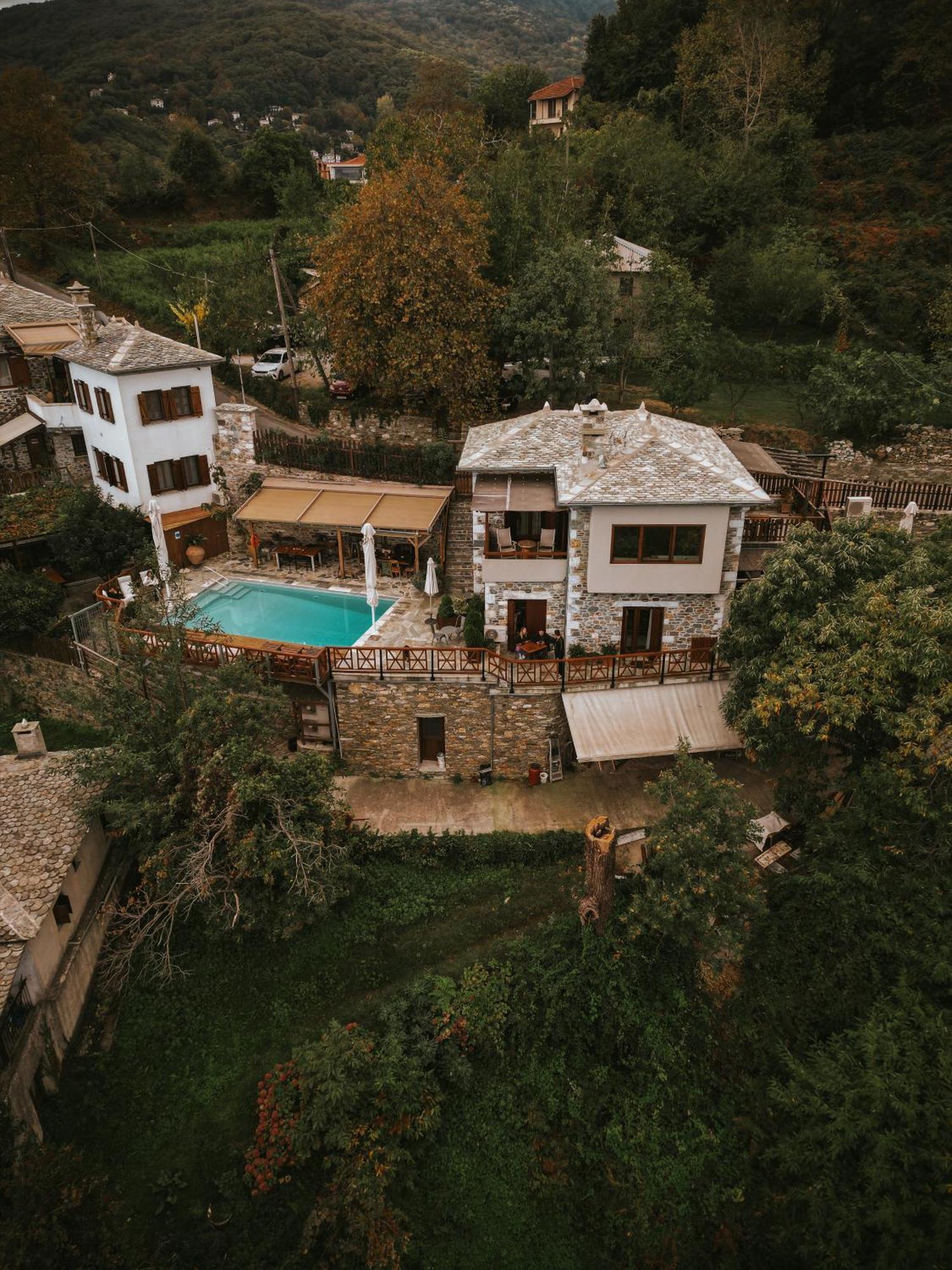 Adama Mouresi Exterior foto